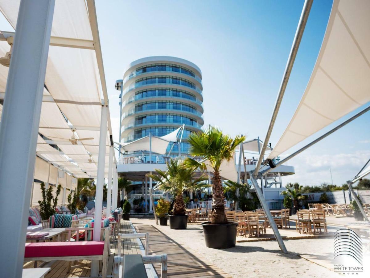 Sea Breeze Apartments Mamaia Nord De Silva Exterior photo